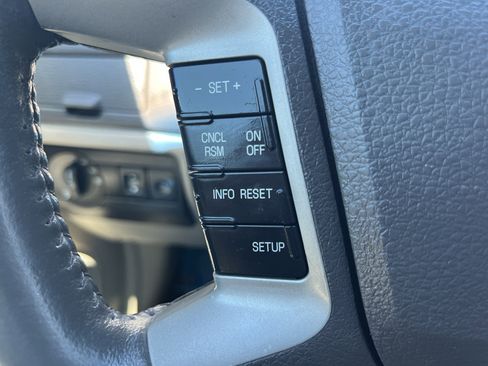 Used 2010 Ford Fusion SEL FWD image 17
