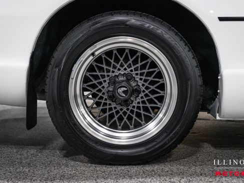 Used 1991 Pontiac Firebird Trans Am RWD image 11