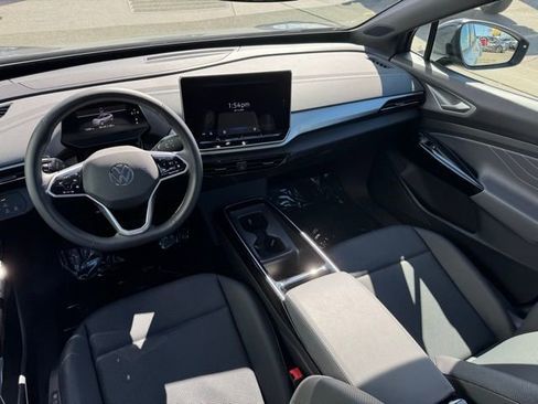 Used 2024 Volkswagen ID.4 Pro S image 6