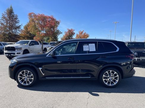 Used 2024 BMW X5 sDrive40i image 4
