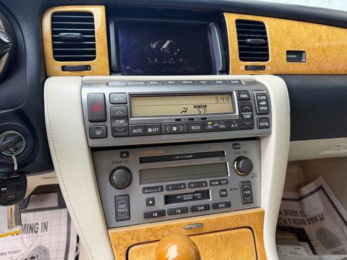 Used 2005 Lexus SC 430 Convertible image 13