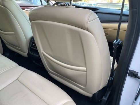 Used 2019 Cadillac XT5 Luxury image 35