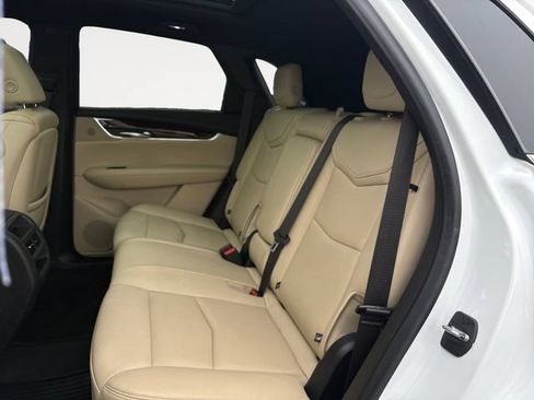 Used 2019 Cadillac XT5 Luxury AWD/4WD image 13