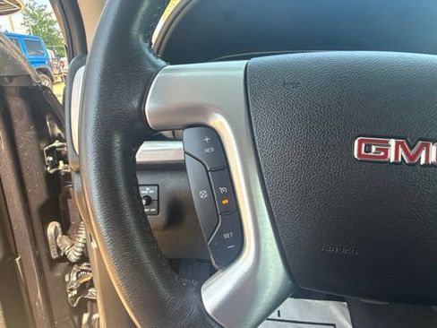 Used 2015 GMC Acadia SLT FWD image 17
