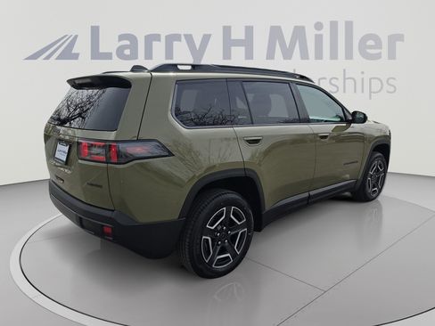 New 2026 Jeep Cherokee Laredo AWD/4WD image 5