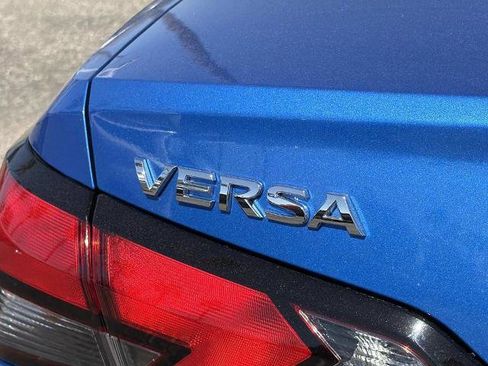 Used 2024 Nissan Versa S w/ Trunk Package image 20