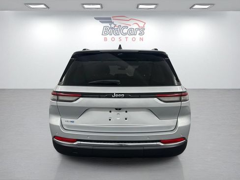 Used 2023 Jeep Grand Cherokee 4WD 4xe w/ Luxury Tech Group II image 5