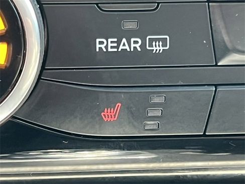 Used 2022 Ford Escape SE image 23