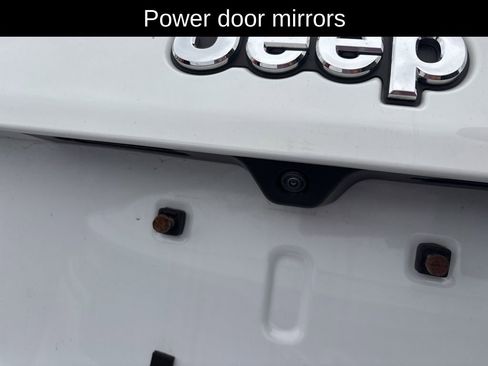 Certified 2022 Jeep Compass Limited image 5