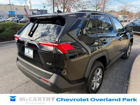 Used 2025 Toyota RAV4 XLE image 11