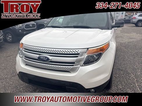 Used 2013 Ford Explorer XLT image 5