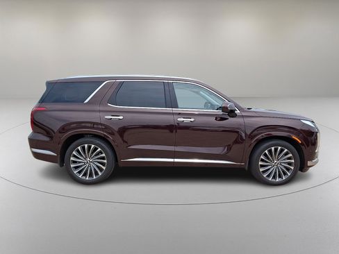 Used 2023 Hyundai Palisade Calligraphy w/ Cargo Package AWD/4WD image 12