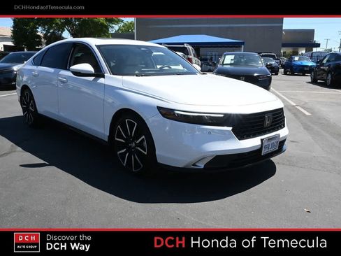 Certified 2023 Honda Accord Touring image 3
