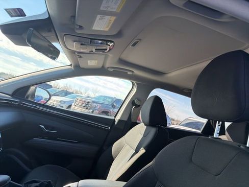 Certified 2022 Hyundai Tucson SEL w/ Convenience Package image 16