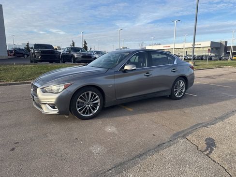 Used 2018 INFINITI Q50 Luxe w/ Sensory Package (Luxe) image 14