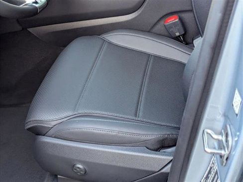 New 2026 Mercedes-Benz GLC 300 image 4