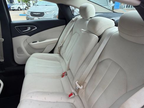 Used 2017 Chrysler 200 LX w/ Touring Convenience Group FWD image 16