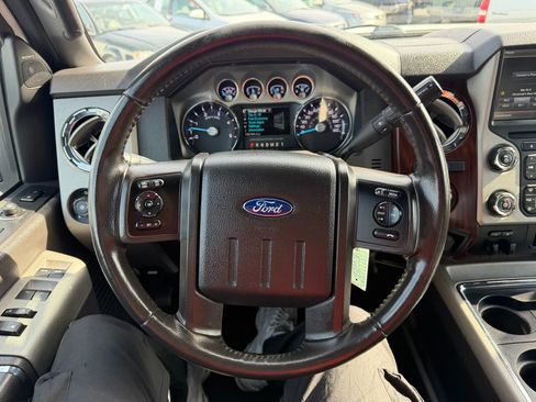 Used 2016 Ford F250 Lariat w/ Lariat Ultimate Package AWD/4WD image 23