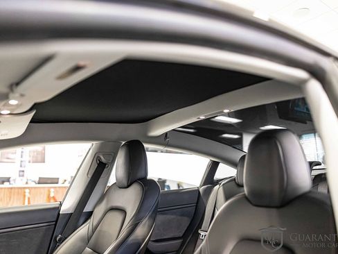 Used 2020 Tesla Model 3 Long Range image 19