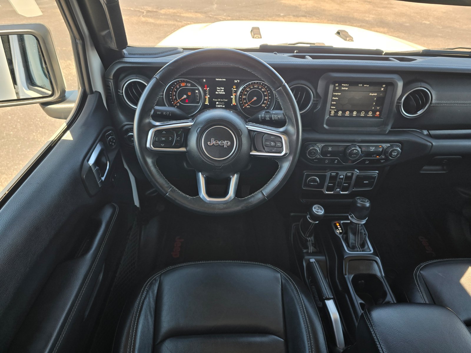 Used 2018 Jeep Wrangler Unlimited Sahara w/ LED Lighting Group AWD/4WD image 15