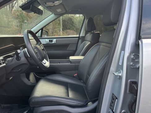 Used 2025 Hyundai Santa Fe SEL image 28