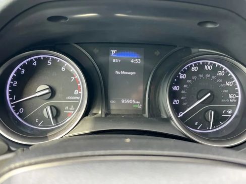 Used 2021 Toyota Camry SE w/ Convenience Package FWD image 49