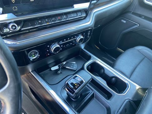 Used 2023 GMC Sierra 1500 SLT w/ SLT Premium Package image 36