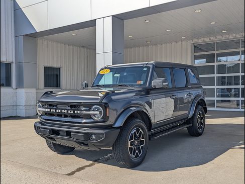 Used 2024 Ford Bronco Outer Banks AWD/4WD image 1