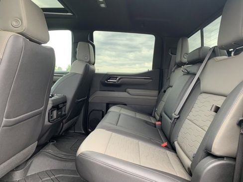 Used 2024 Chevrolet Silverado 1500 ZR2 image 51