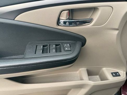 Used 2017 Honda Pilot EX-L image 14