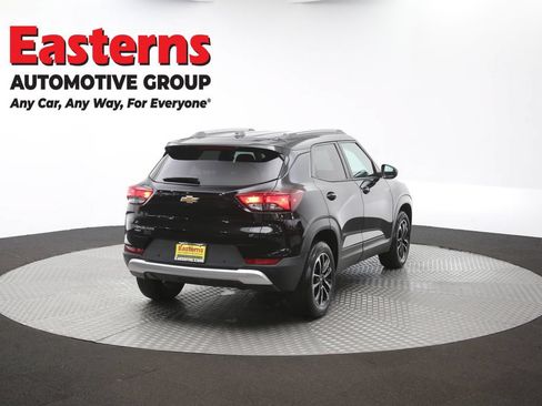 Used 2026 Chevrolet TrailBlazer LT w/ LT Cold Weather Package AWD/4WD image 39