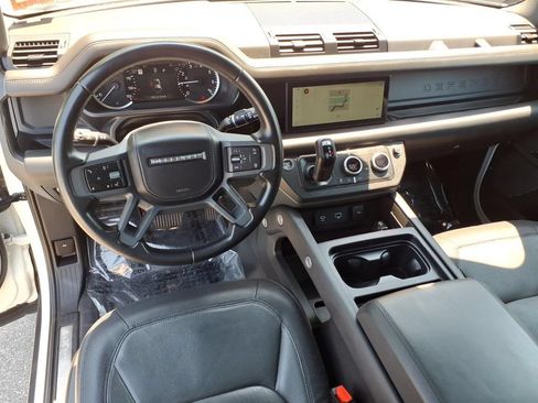 Used 2023 Land Rover Defender 110 X-Dynamic SE AWD/4WD image 19