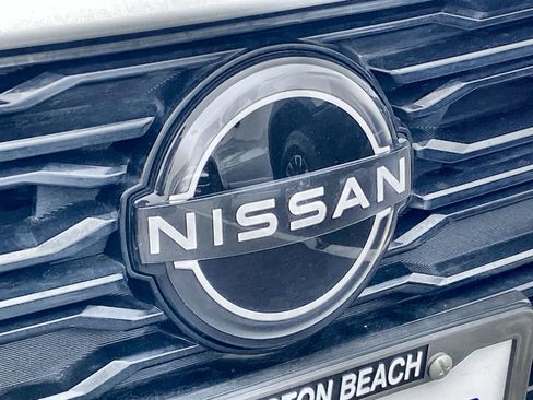 Used 2024 Nissan Altima 2.5 SV image 29