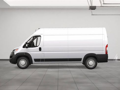 New 2024 RAM ProMaster 2500 w/ Convenience Group image 3