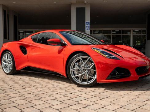 New 2026 Lotus Emira SE image 5