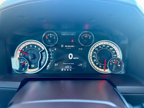 Used 2017 RAM 3500 Laramie image 17