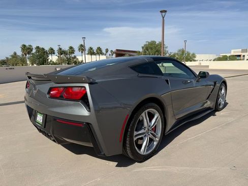 Used 2016 Chevrolet Corvette Stingray Coupe RWD image 19