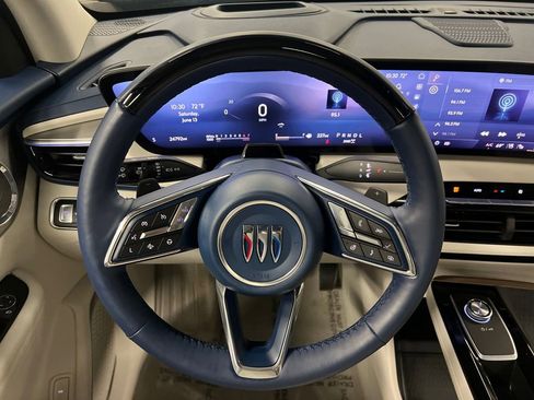 Certified 2025 Buick Enclave Avenir w/ Super Cruise Package AWD/4WD image 20