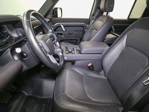 Used 2023 Land Rover Defender 110 X-Dynamic SE image 46
