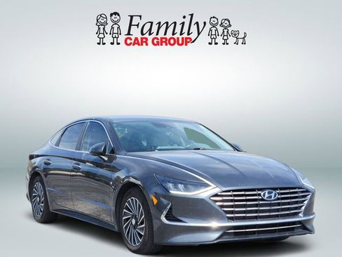 Used 2022 Hyundai Sonata SEL image 2