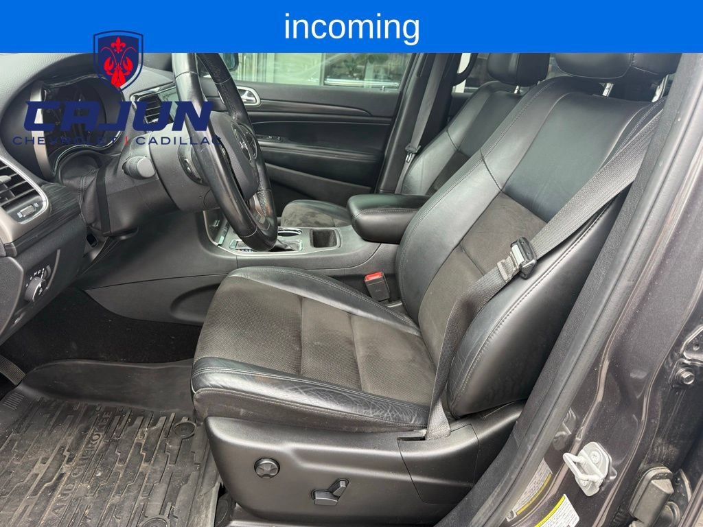 Used 2020 Jeep Grand Cherokee Laredo w/ Laredo X Package RWD image 7
