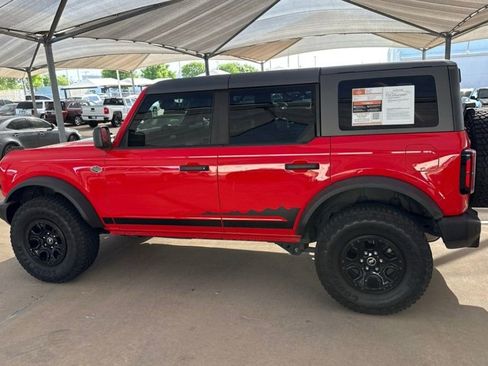 Used 2023 Ford Bronco Wildtrak AWD/4WD image 3