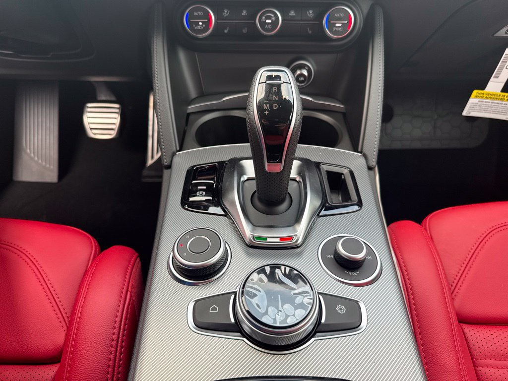New 2026 Alfa Romeo Stelvio Sprint AWD/4WD image 43
