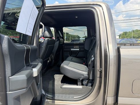 Certified 2022 Ford F350 Lariat w/ Chrome Package AWD/4WD image 10