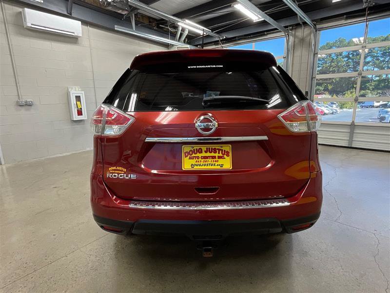 Used 2016 Nissan Rogue S FWD image 4