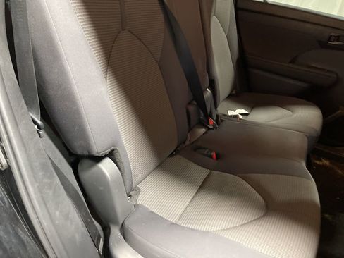 Used 2024 Toyota Highlander XLE image 11