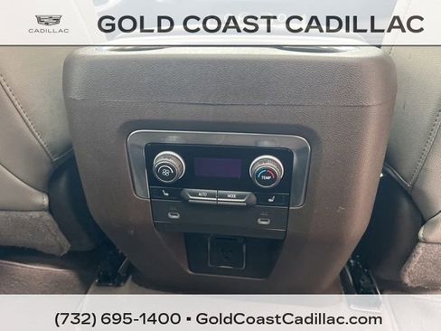 Used 2022 Chevrolet Tahoe Z71 w/ Z71 Off-Road Package image 9