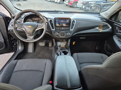 Used 2024 Chevrolet Malibu LT image 18