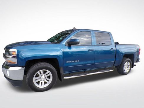 Used 2018 Chevrolet Silverado 1500 LT w/ All Star Edition AWD/4WD image 3