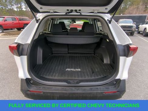 Used 2022 Toyota RAV4 LE image 41